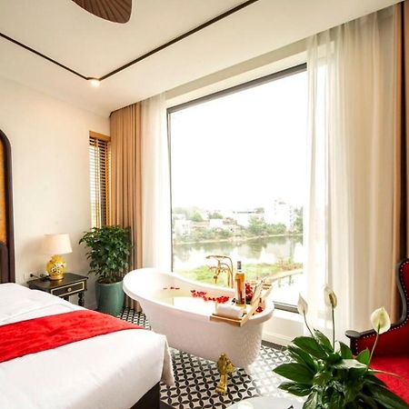Lake Hotel Soc Son Hanoi Exterior photo
